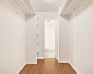1805 Sans Souci Boulevard - Photo Thumbnail 23
