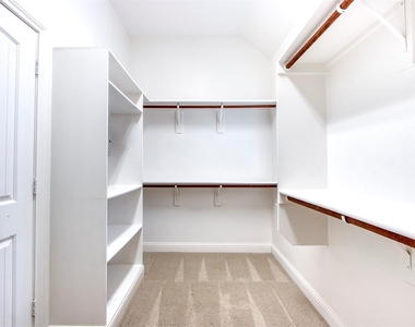 8609 Dewland Drive - Photo Thumbnail 23