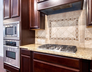 8609 Dewland Drive - Photo Thumbnail 8