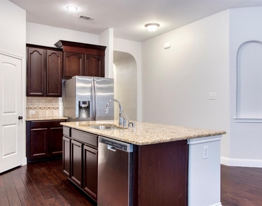8609 Dewland Drive - Photo Thumbnail 9