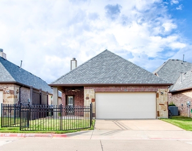 8609 Dewland Drive - Photo Thumbnail 27