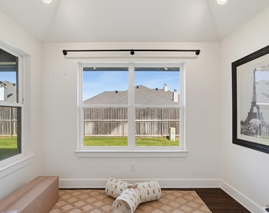 6518 Stadium Drive - Photo Thumbnail 15