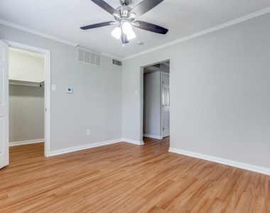 5508 Tremont Street - Photo Thumbnail 10