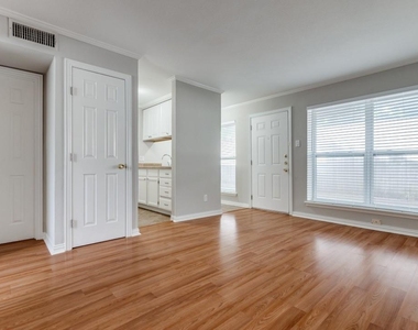 5508 Tremont Street - Photo Thumbnail 4