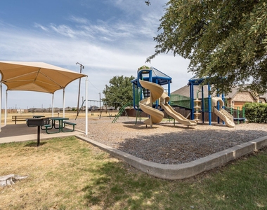 230 Windmill Drive - Photo Thumbnail 25