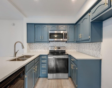 2946 Allister Street - Photo Thumbnail 14