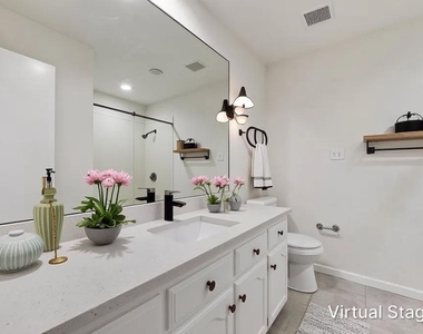 2946 Allister Street - Photo Thumbnail 3
