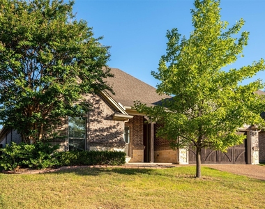 278 Spyglass Drive - Photo Thumbnail 2