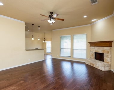 278 Spyglass Drive - Photo Thumbnail 10
