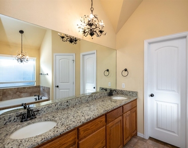278 Spyglass Drive - Photo Thumbnail 21