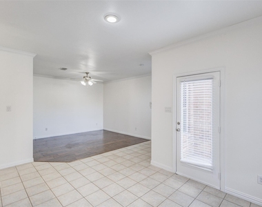 1037 Kyan Lane - Photo Thumbnail 12