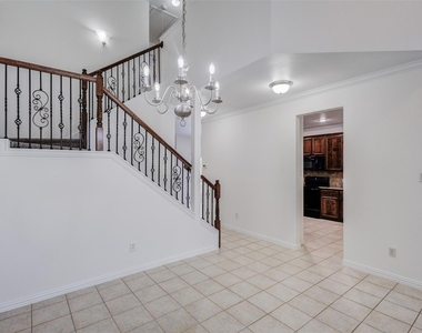 1037 Kyan Lane - Photo Thumbnail 5