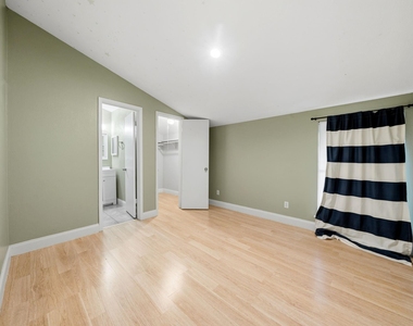 12824 Midway Road - Photo Thumbnail 18