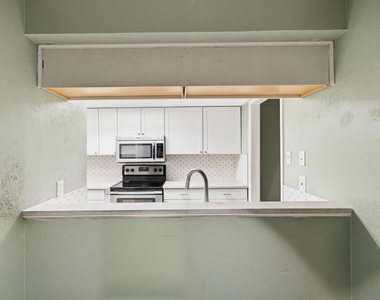 12824 Midway Road - Photo Thumbnail 12