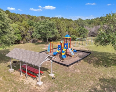 5714 Barkridge Drive - Photo Thumbnail 23