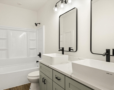 5714 Barkridge Drive - Photo Thumbnail 12