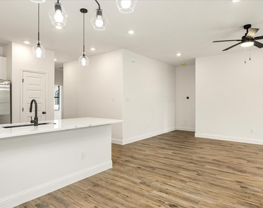 5714 Barkridge Drive - Photo Thumbnail 6