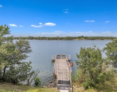 5714 Barkridge Drive - Photo Thumbnail 20