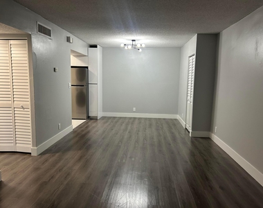 3264 Nw 84th Avenue - Photo Thumbnail 3