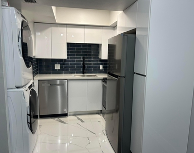 3264 Nw 84th Avenue - Photo Thumbnail 1