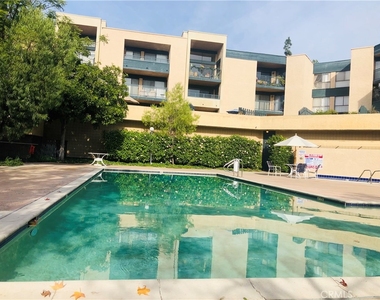 4499 N Via Marisol - Photo Thumbnail 14