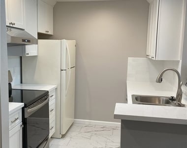 4499 N Via Marisol - Photo Thumbnail 6