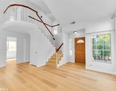 3640 Honey Glen Way - Photo Thumbnail 7