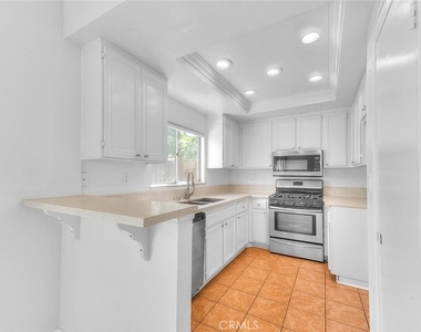 3640 Honey Glen Way - Photo Thumbnail 11