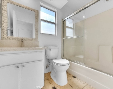 3640 Honey Glen Way - Photo Thumbnail 30