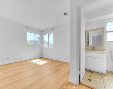 3640 Honey Glen Way - Photo Thumbnail 29
