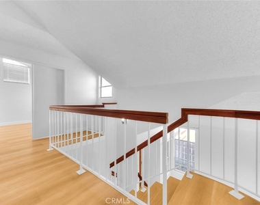 3640 Honey Glen Way - Photo Thumbnail 21