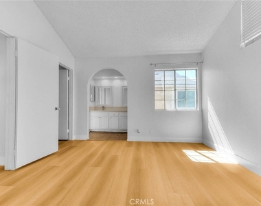 3640 Honey Glen Way - Photo Thumbnail 22