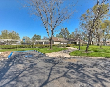 3640 Honey Glen Way - Photo Thumbnail 38