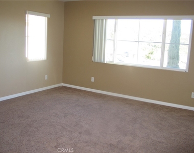 27720 Elderberry Street - Photo Thumbnail 28