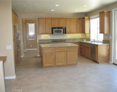 27720 Elderberry Street - Photo Thumbnail 6