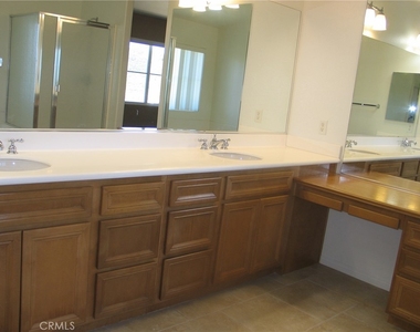 27720 Elderberry Street - Photo Thumbnail 29