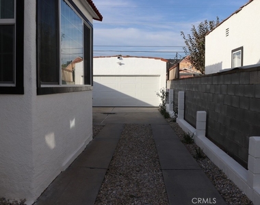 1917 W 74th - Photo Thumbnail 51