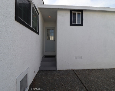 1917 W 74th - Photo Thumbnail 42