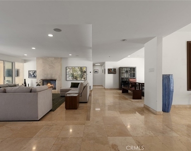510 Leslie - Photo Thumbnail 2