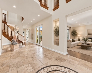 5182 Garrett Court - Photo Thumbnail 8