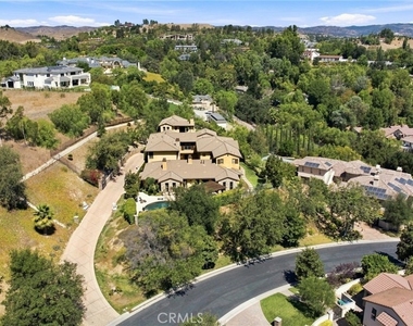 5182 Garrett Court - Photo Thumbnail 3