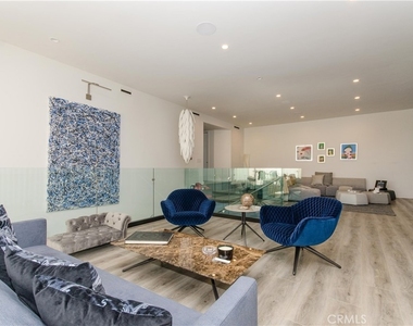 510 Leslie - Photo Thumbnail 37
