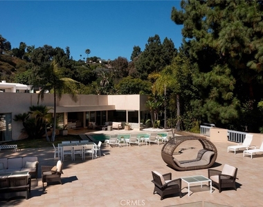 510 Leslie - Photo Thumbnail 26
