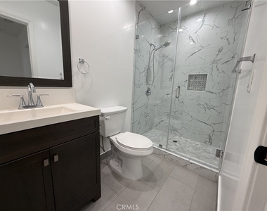 17845 Victory Blvd. - Photo Thumbnail 30