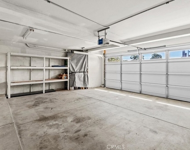 313 E Oak Avenue - Photo Thumbnail 26