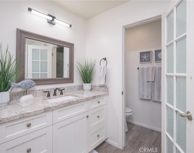 1720 Ardmore Avenue - Photo Thumbnail 1