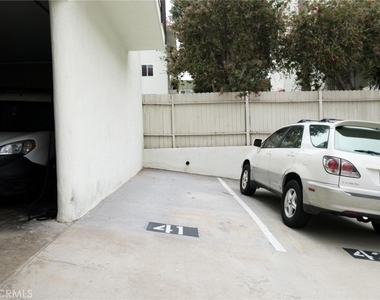 1720 Ardmore Avenue - Photo Thumbnail 27