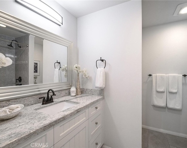 1720 Ardmore Avenue - Photo Thumbnail 8