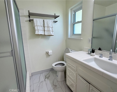 5225 Maricopa Street - Photo Thumbnail 14