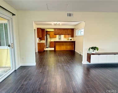 5225 Maricopa Street - Photo Thumbnail 9